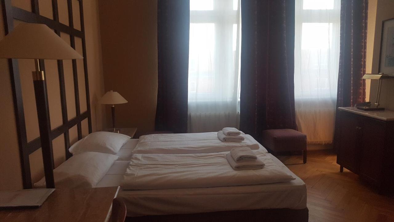 Hotel Am Adenauerplatz Berlin Ngoại thất bức ảnh