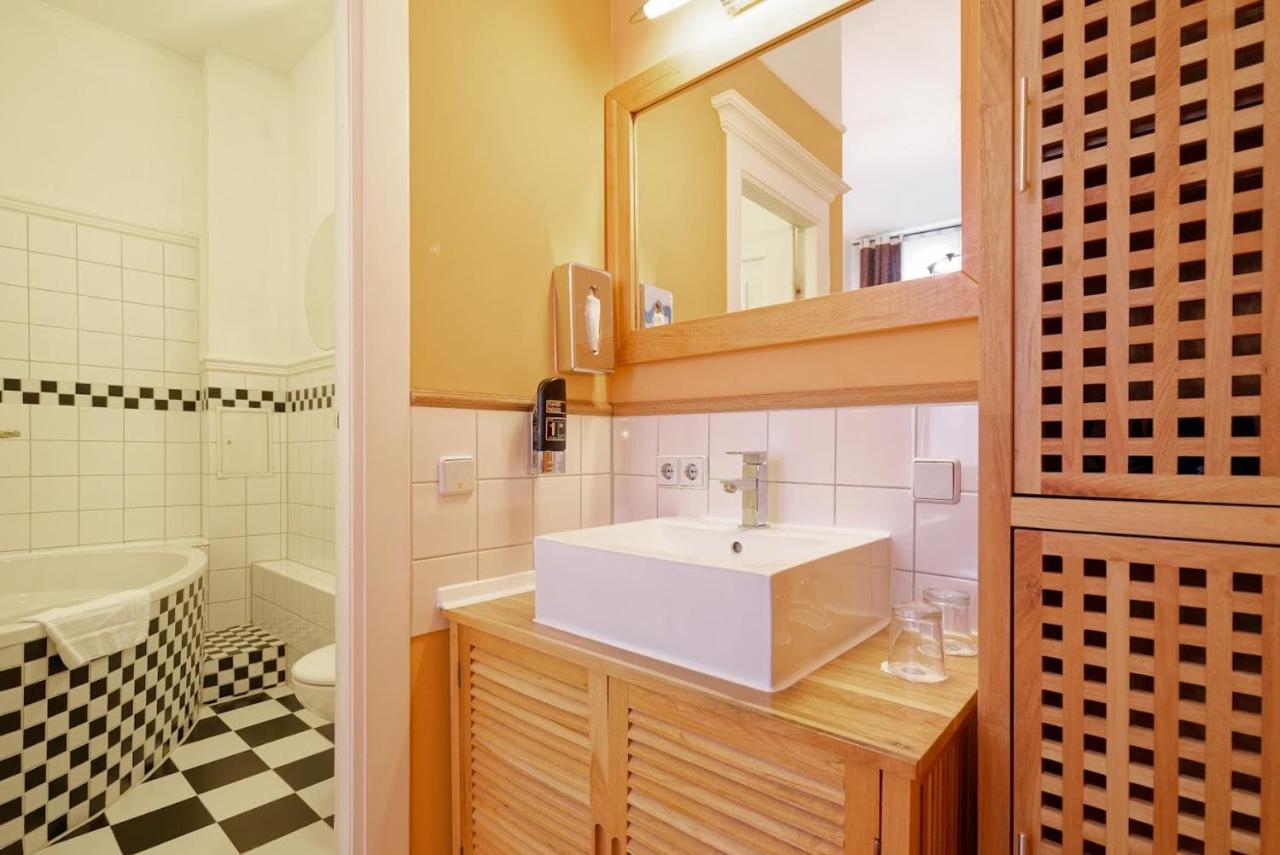 Hotel Am Adenauerplatz Berlin Ngoại thất bức ảnh