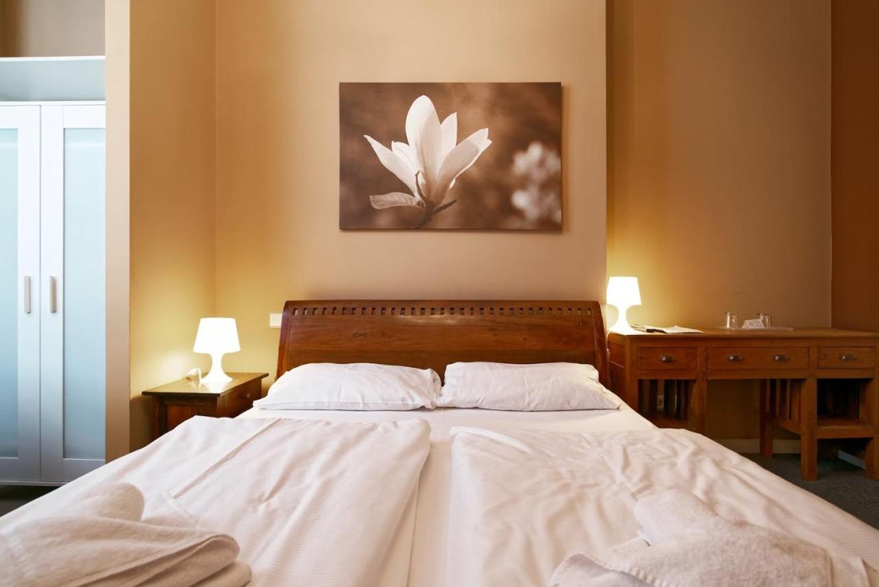 Hotel Am Adenauerplatz Berlin Ngoại thất bức ảnh